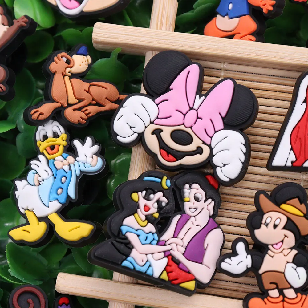 1-25pcs Mix Disney Dog Pluto Adorable Mickey Shoes Charms Miniso DIY Kids Clogs Fit Bracelet Buckle Decorations