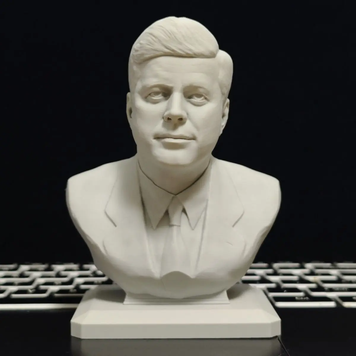 Kennedy Bust Model 3D Printed Figurines DIY Painting Coloring Models Decoraiton Crafts History Fan Collection Gifts