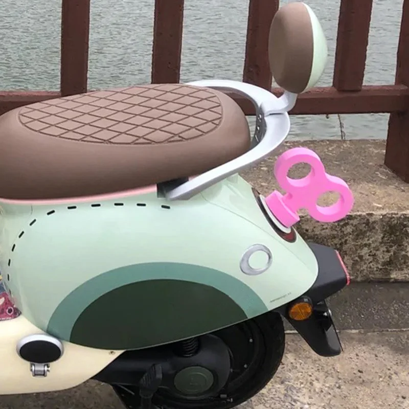 Car Roof Decor Exterior Waterproof 3D Sunproof Auto Decorations Small Clockwork Decor For Motorcycles Electric Motorbikes