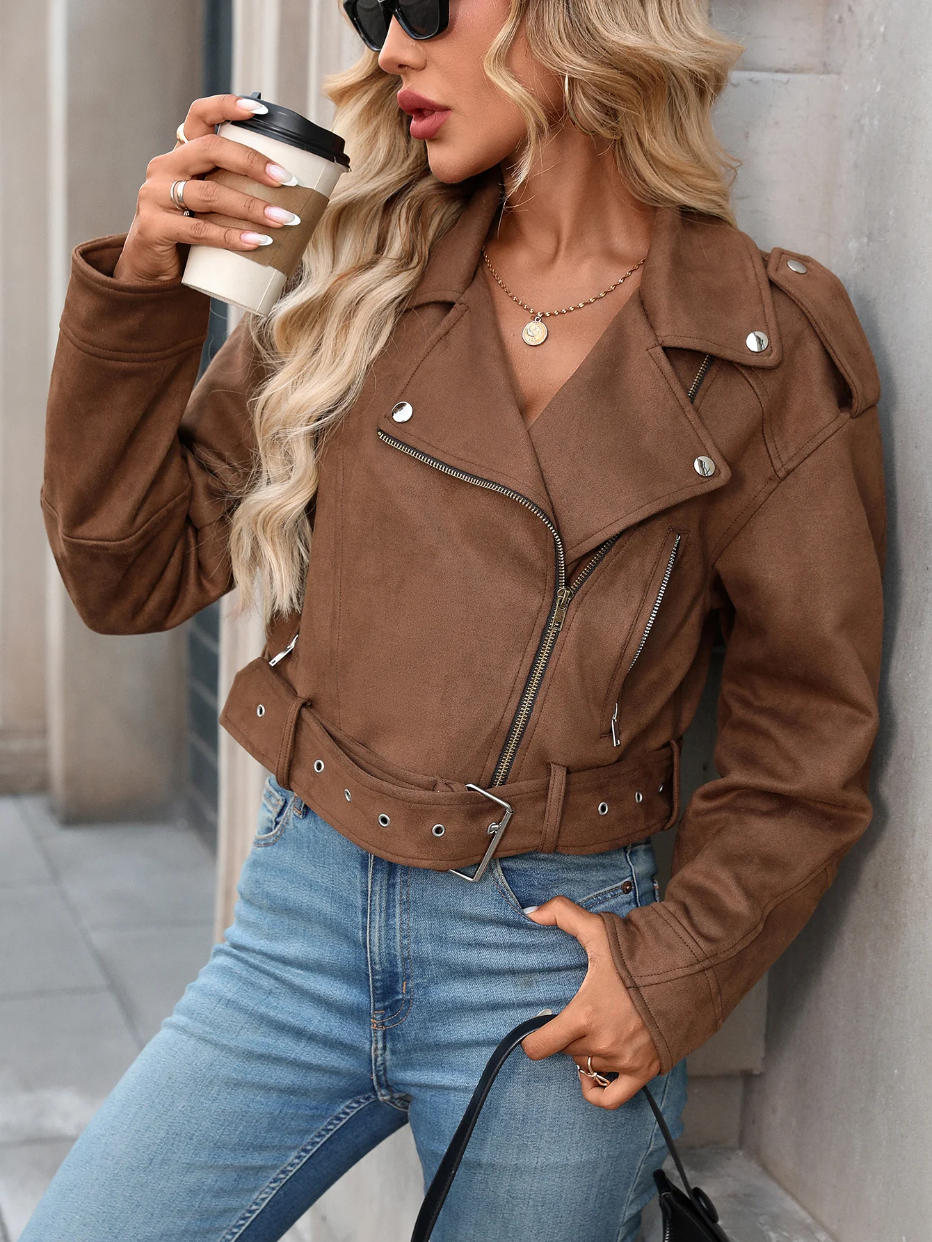 Damen-Jacke aus Wildlederimitat, veganer, kurz geschnittener Motorrad-Biker-Mantel mit Gürtel