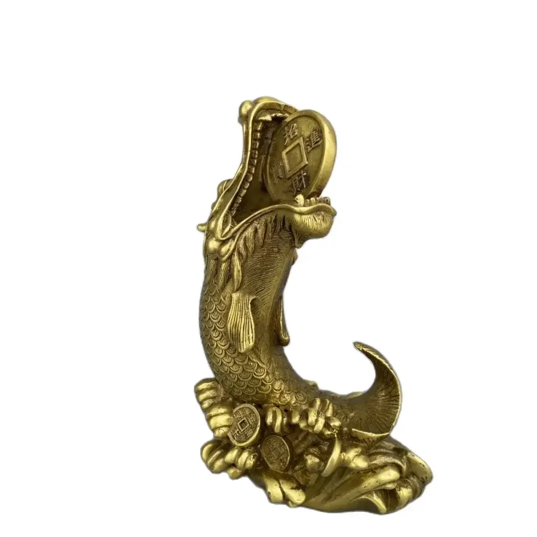 Factory direct sales of leading fish brass handicrafts and wholesale of Yuelongmen carp handicrafts and ornaments