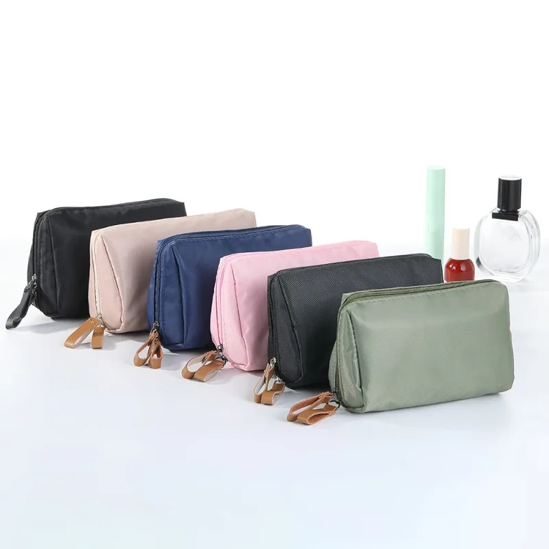 

Lipstick Makeup Bags for Women Cosmetic Bags Korean Girls Nylon Waterproof Washing Pouch Makeup Zipper Toiletry Organizer Bags