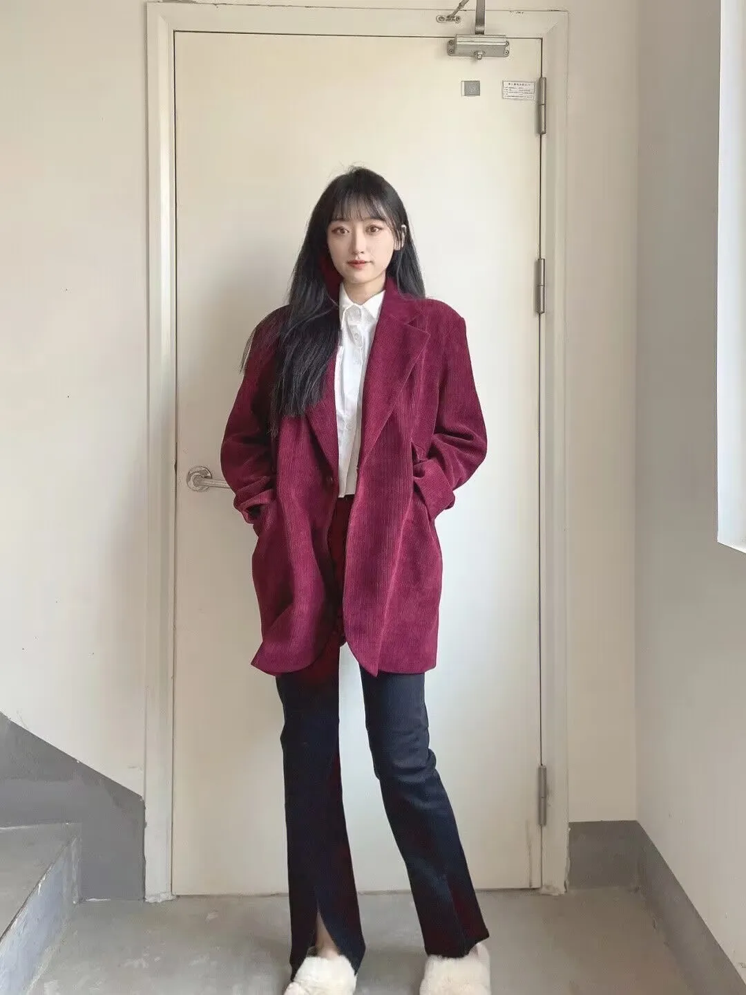 Blazer di velluto a coste retrò celebrità di Internet per le donne Office Lady High-End unico elegante Petite rilassato autunno inverno giacca