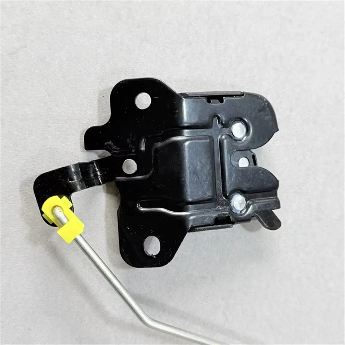 Compatible 812302D500 81230-2D500 Trunk Tail Gate Lock Rear Lock Actuator for 2000-2007