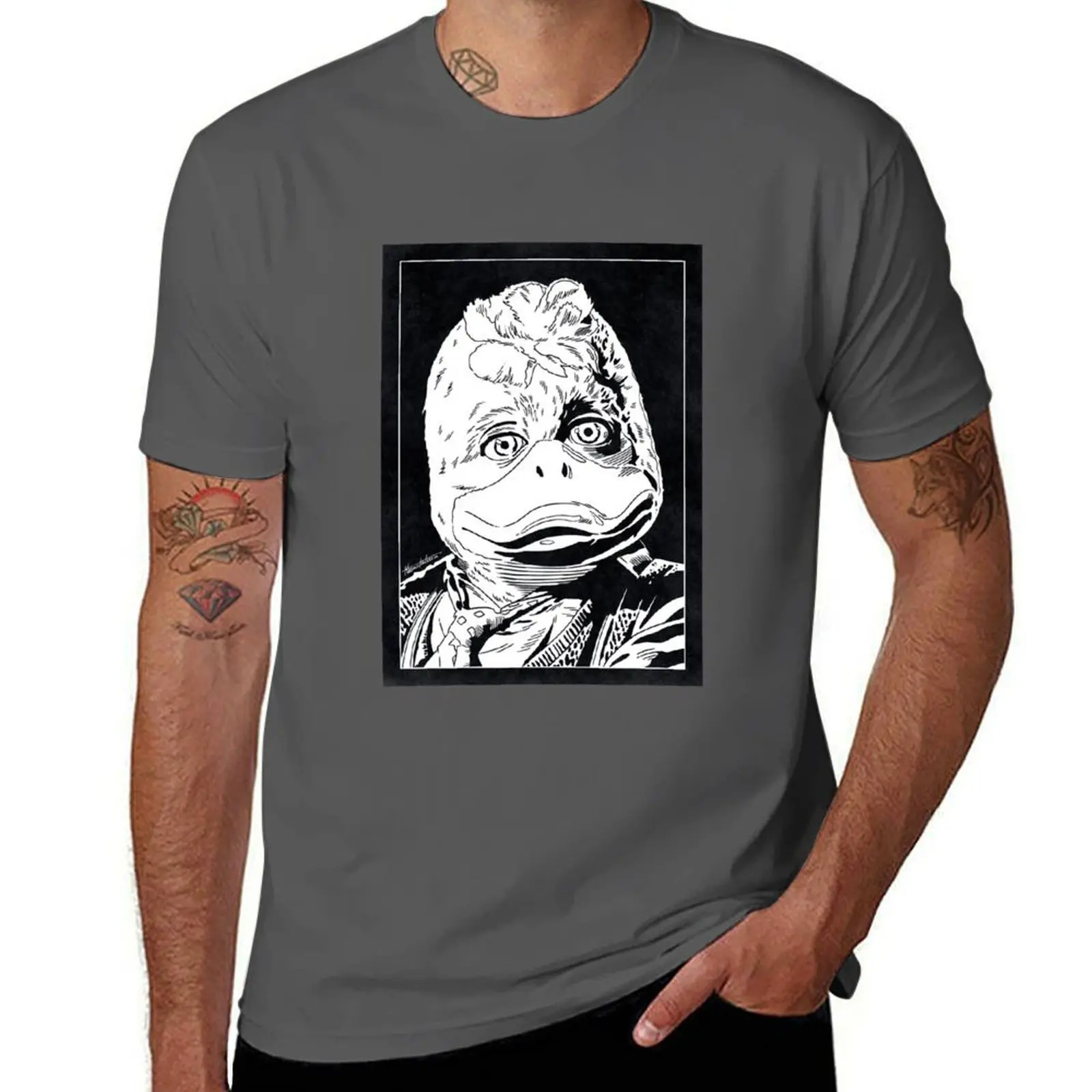 

HOWARD THE DUCK (Black and White) T-Shirt t shirts for man cotton funny t shirt man luxury T-Shirt