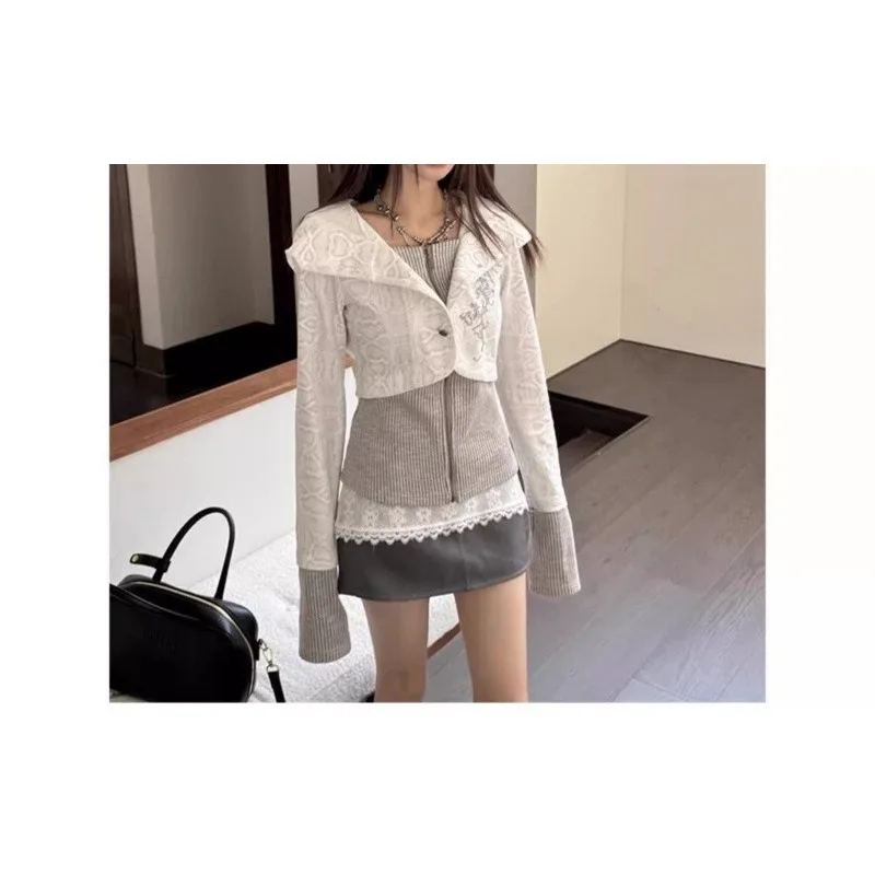 

American Retro Stitching Knit Hooded Sweater Coat for Women's Autumn and Winter High Sense Y2k Spice Girl Slim Short Top