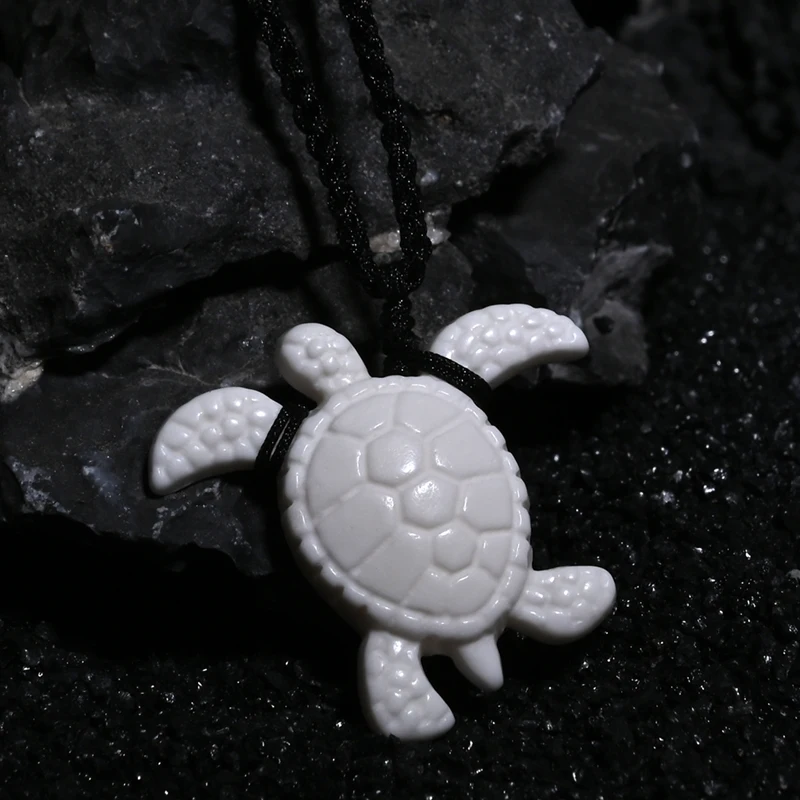 

GX139 Hot Sale Maori Handmade Sea Turtle Necklace Unisex Yak Bone Pendant Jewelry Surfing Theme New Zealand