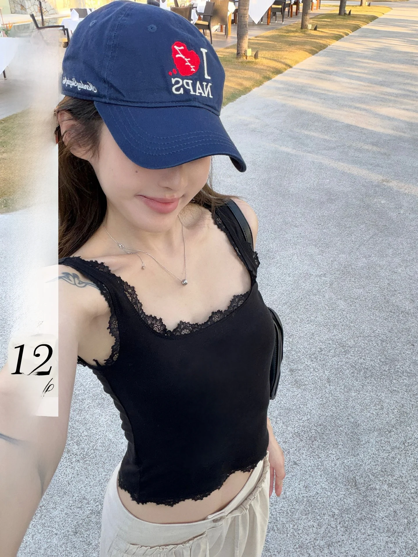 

Женский укороченный топ-майка NingSi с U-образным вырезом и кружевными вставками, дышащий, облегающий, весенний, модный, сексуальный