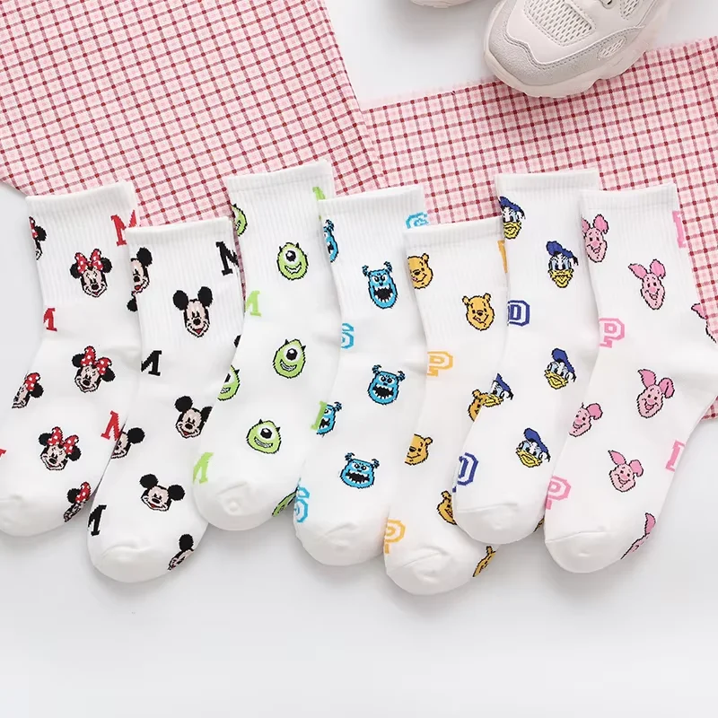 6 Pairs of Random Women's Cartoon Anime Socks Personalized Fashion College Style Couple's Comfortable and Casual Mid Tube Socks