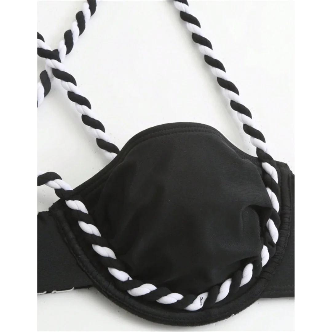 underwired bikini set with beach styling