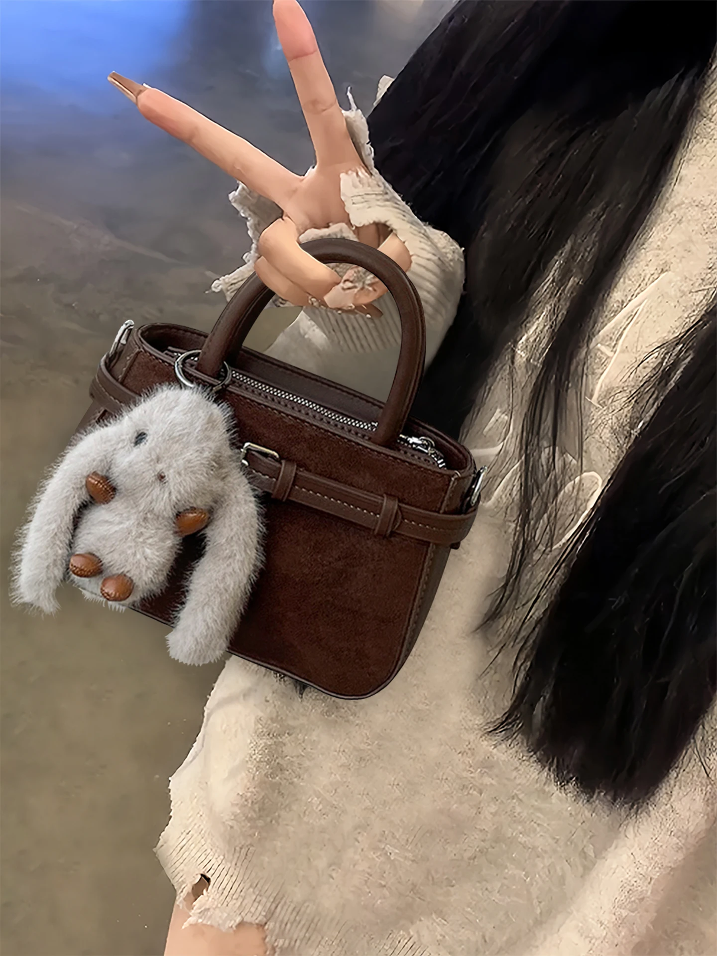 

Caramel Color Commuter Women's Bag 2025 New High-End Luxury Small Design Handbag Soft PU Leather Square ape Faionable