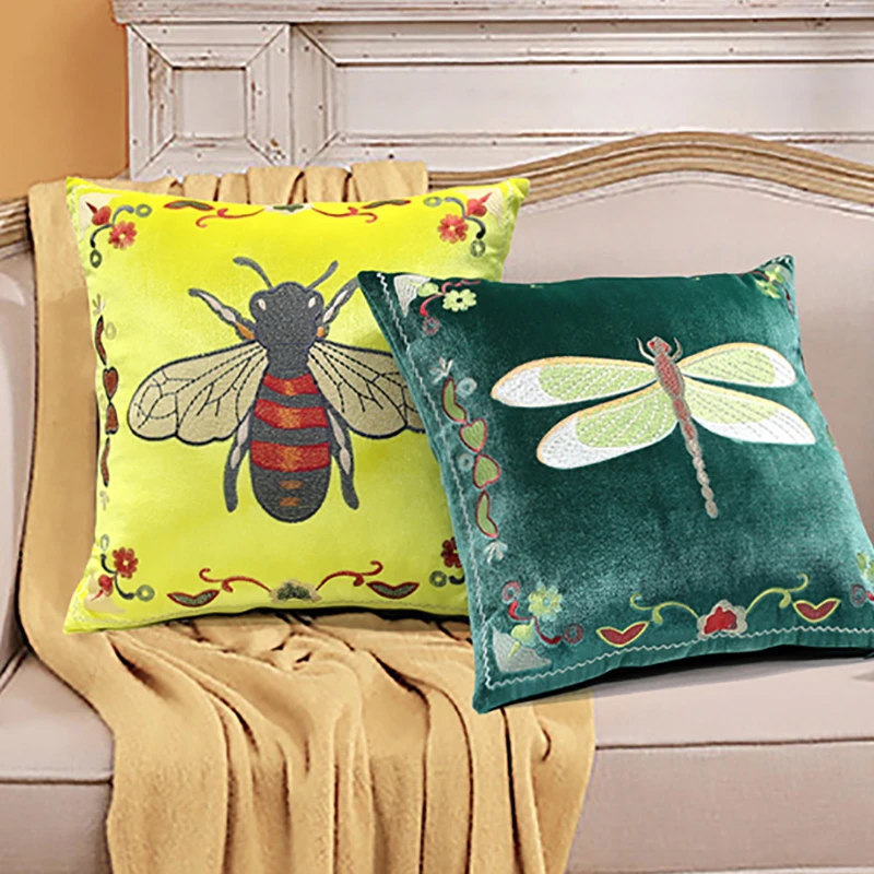 Embroidered Cushion Cover for Home Decoration, American Style Waist Pillowcase, Sofa Pastoral Vintage Bee Green Velvet