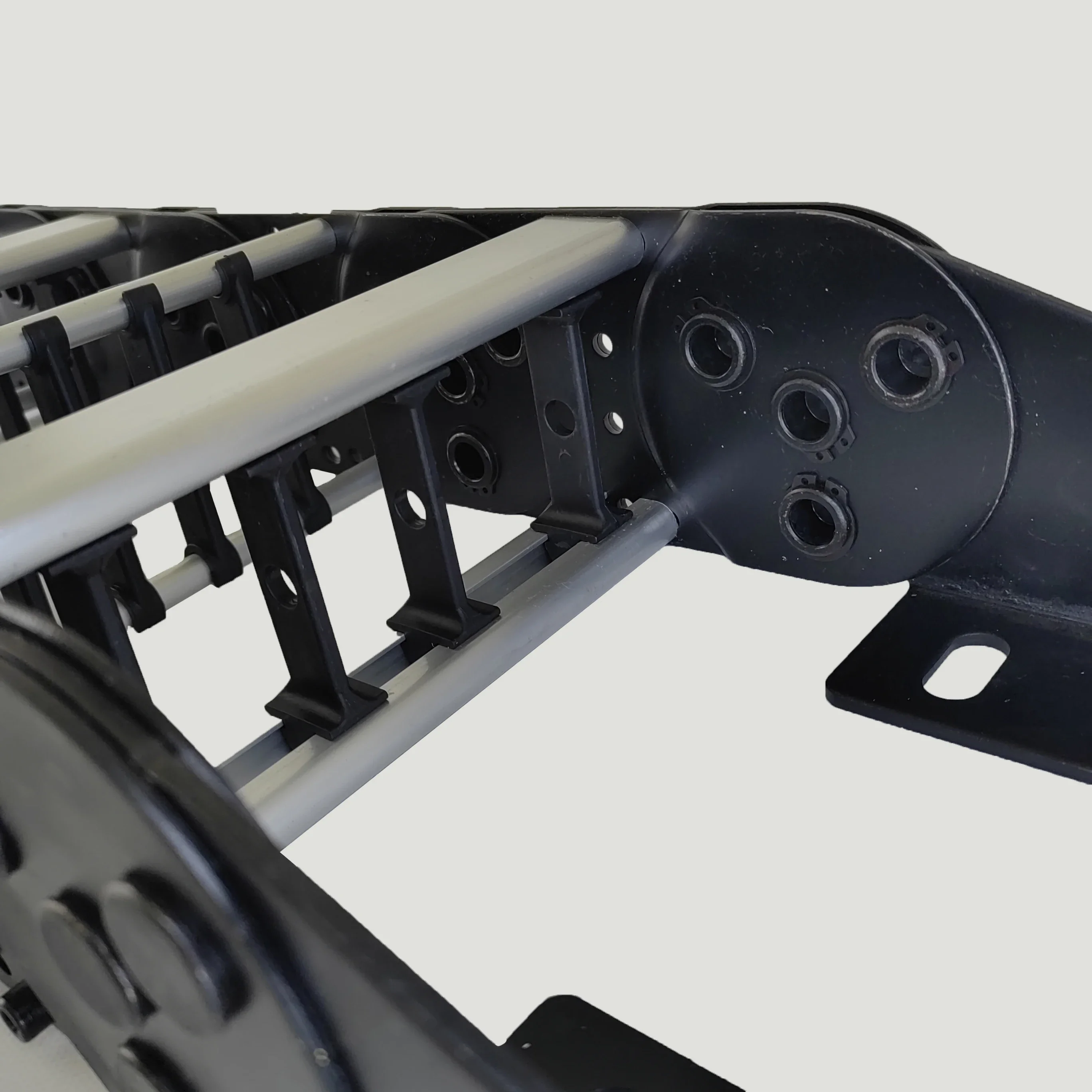 Proses penghitam kabel baja rantai tarik logam membawa