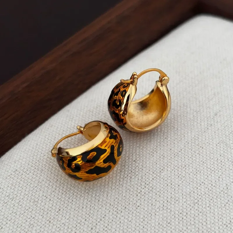 Retro leopard print dripping oil small fat ring ear buckle female atmosphere metal gold ball earrings versatile hot girl