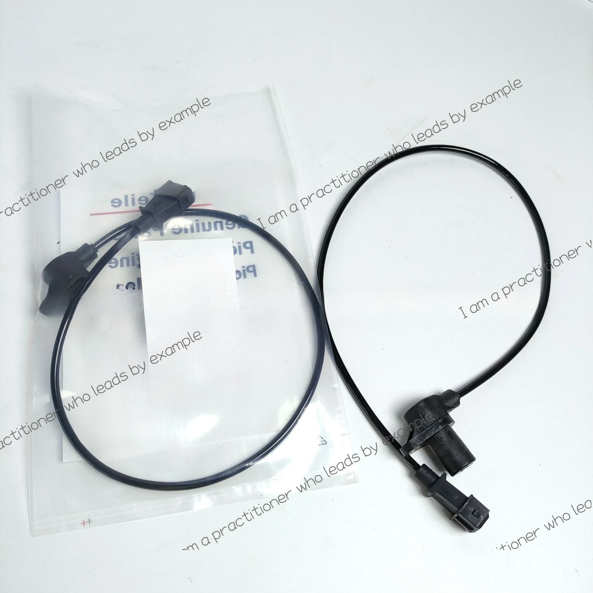 

0261210113 04199447 Crankshaft Position Sensor for Volvo Deutz