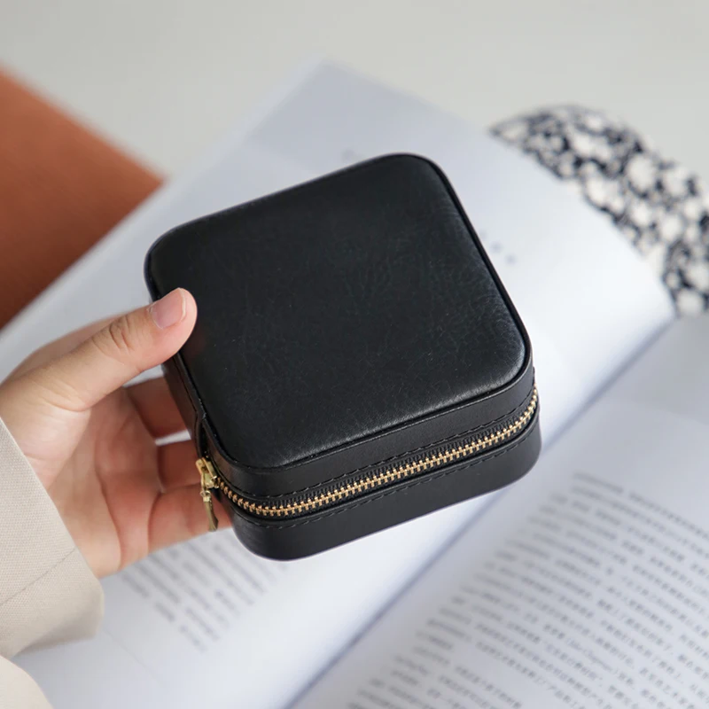 Fashion casual luxury genuine leather ladies small jewelry box Daily travel designer cow leather women ring earrings storage box