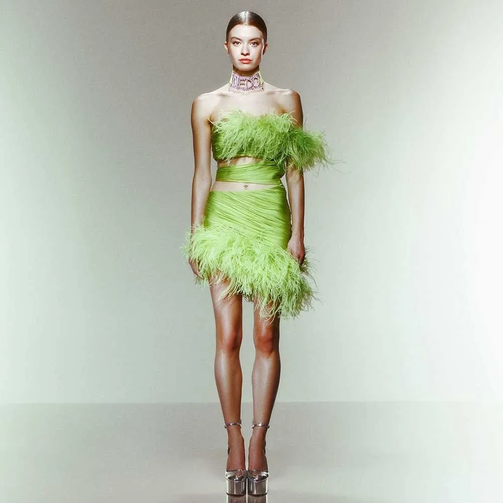 Green Silk Chiffon All Draped Prom Dresses with Ostrich Feather Spring Summer 2024 Collection Short Party Dress Robes de soirée