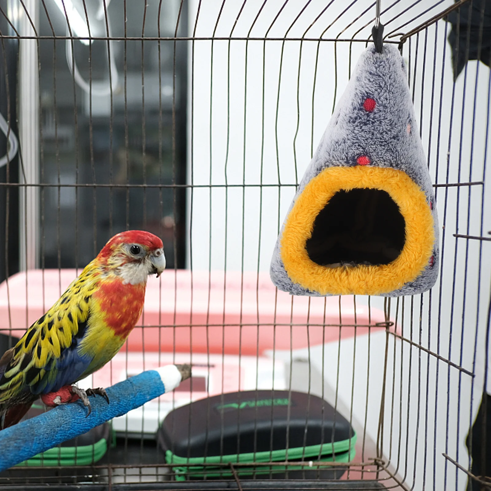 

Warm Bird Nest Bed Egg-Shaped Parrot Sleeping Hut Thick Fleece Winter Cage Nest For Small Parakeets Cozy Hideaway