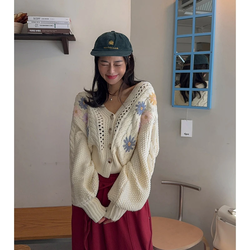 MEXZT Y2K سترة مشغولة من الصوف الأزهار المرأة Harajuku اقتصاص سترة ملابس خارجية الكورية الخامس الرقبة تريكو الشتاء طويلة الأكمام لاعبا