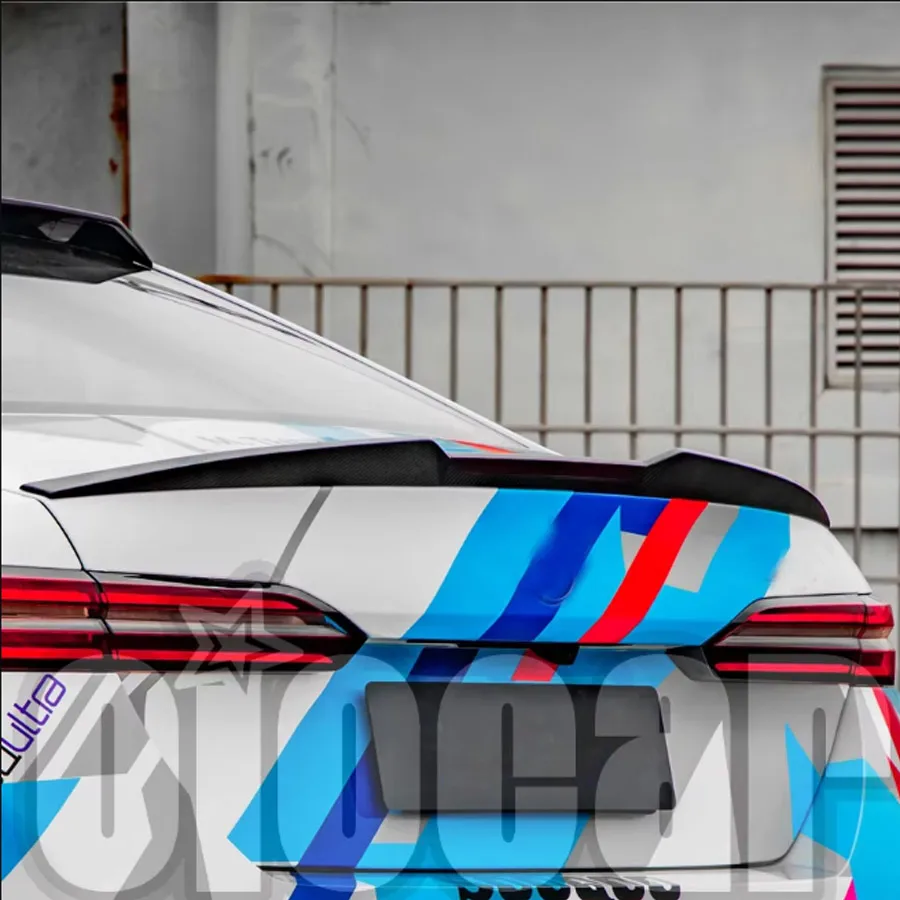 Oiomotors SQ Style Dry Carbon Fiber Rear Spoiler Wing for BMW G60 5Series G90 M5