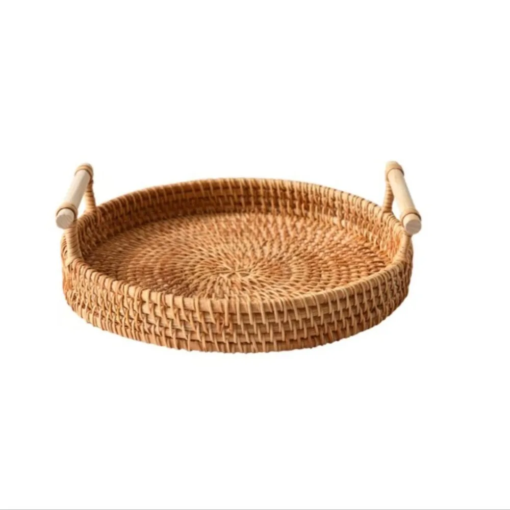 Handwoven Handmade Rattan Tray Round Shape Eco-Friendly Food Storage Basket with Handles Large Capacity Kitchen Organizer Tray