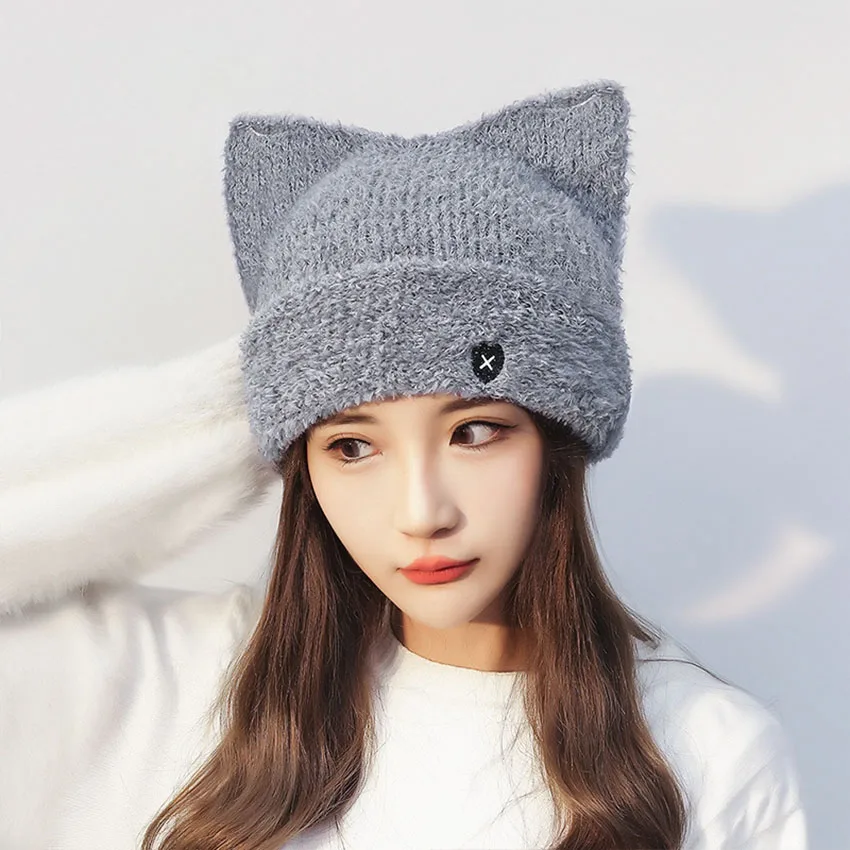 1pc Solid color plush cat ear knitted hat, elastic and warm heart-embroidered hat for autumn and winter, fashionable and versati