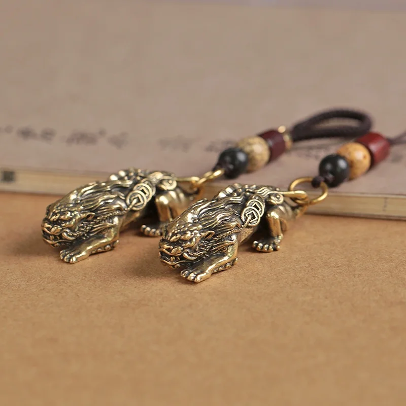 brass-xiu-xiu-car-keychain-pendant-high-end-hanging-ornament-for-men-mobile-phone-chain-creative-gift-keychain