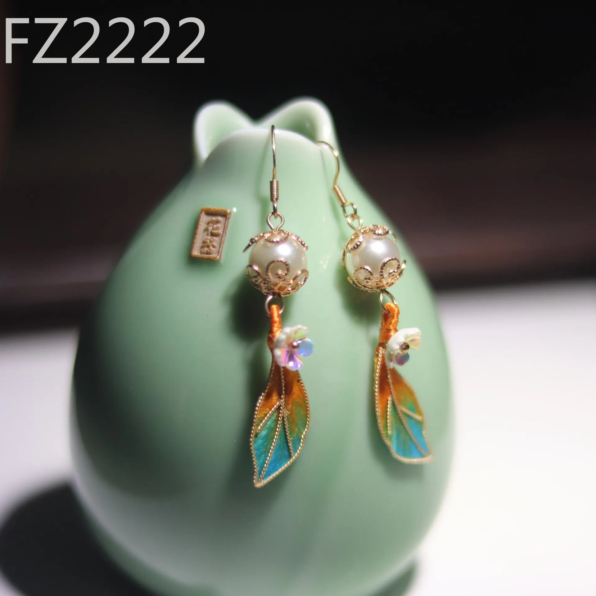 

Edelweiss silk earrings retro temperament Chinese jewelry