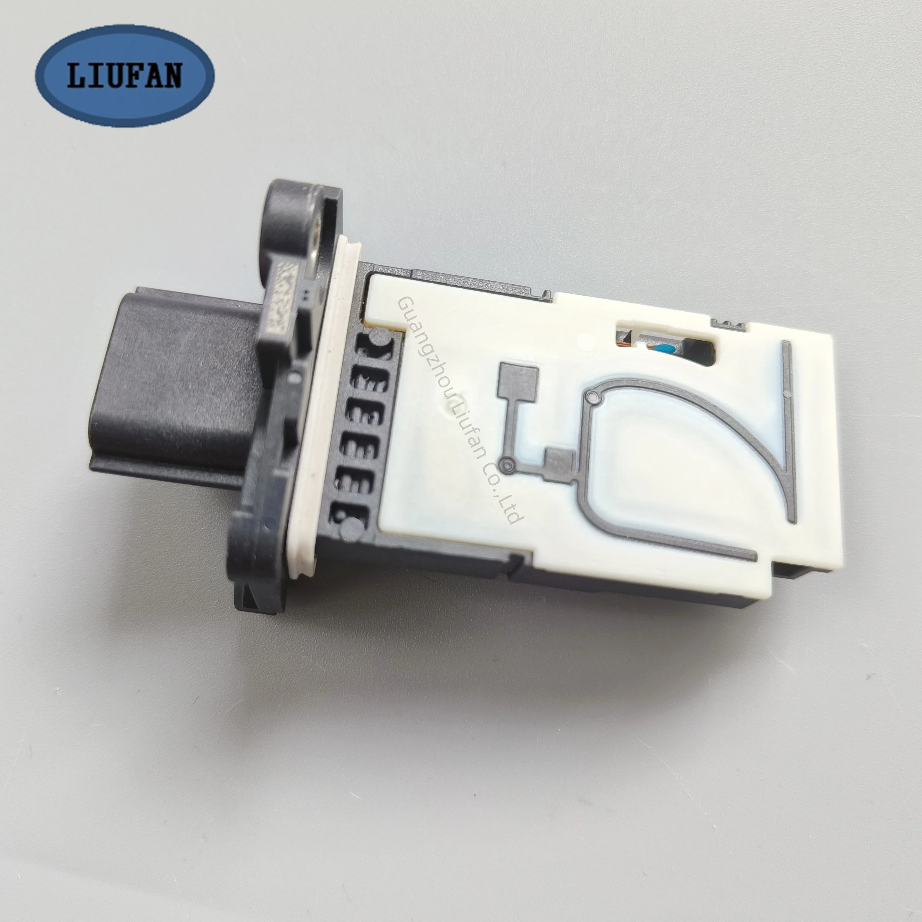 

LIUFAN Original Quality Mass air Flow Meter Sensor 226807131R 22680-7131R MAF Sensor Fit for -Renault /Nissan--