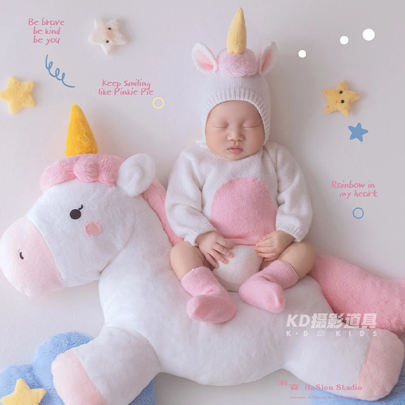 Dreamy Unicorn Theme Newborn Photography Props Soft Knit Romper Unicorn Doll for Baby Girl Photo Shoots with Cloud & Star Props