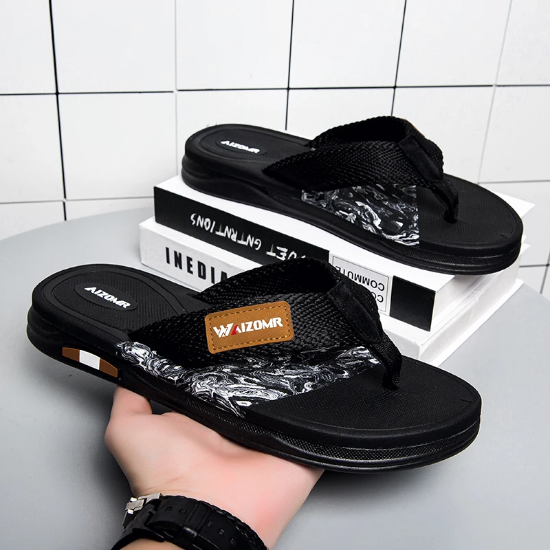 Summer trend men's flip-flops with thick soles, wear-resistant, anti-slip, shock-absorbing and soft soles, versatile and comfort
