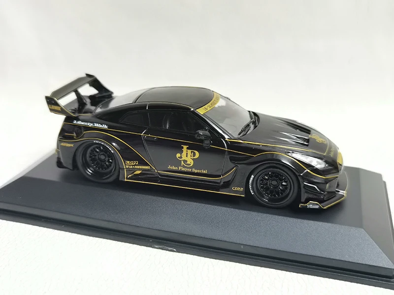 SOLDO 1:43 Scale NISSAN GT-R R35 Alloy Car Model Diecast Toy Collectible Ornament Souvenir Toys Cars