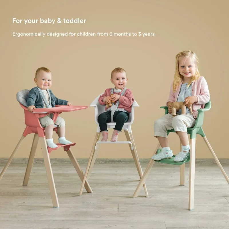 Stokke-白いコンパクトなハイチェア,トレイとハーネス付きのオールインワンチェア,耐久性と旅行に適しており,人間工学に基づいています