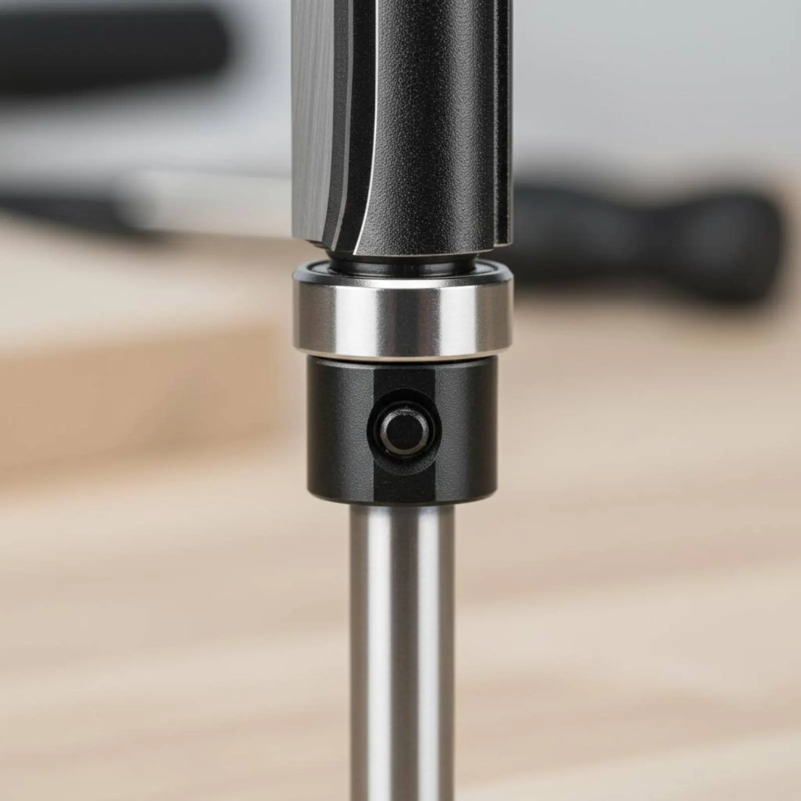 4 Pieces Bearing Router Bit 2-Flute Design Straight Router Bit Woodworking Tool Even Finish Tear-out Reduction for Trimming