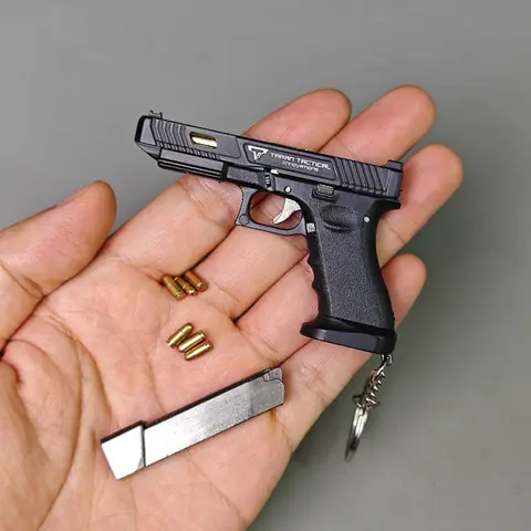 2025 New Glock G34 TTI Taran Tactical Alloy Mini Pistol Keychain Toy 1:3 Scale Shell Ejection Free Assembly Mini Gun Fidget Toy