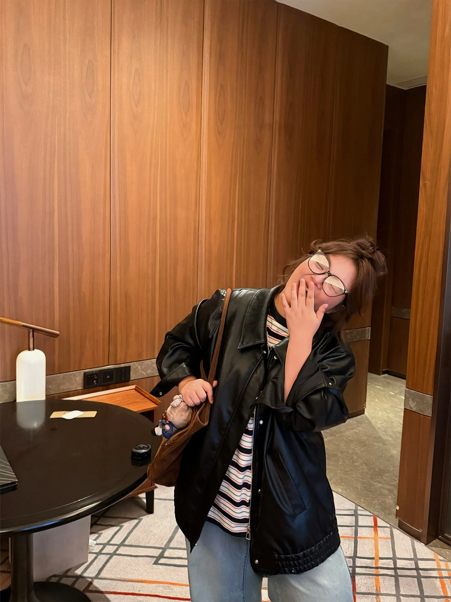 

Pongkiki ort Quilted Leather Jaet Women's Casual Flip Collar Outerwear Faionable Biker Sle Synthetic Leather Coat