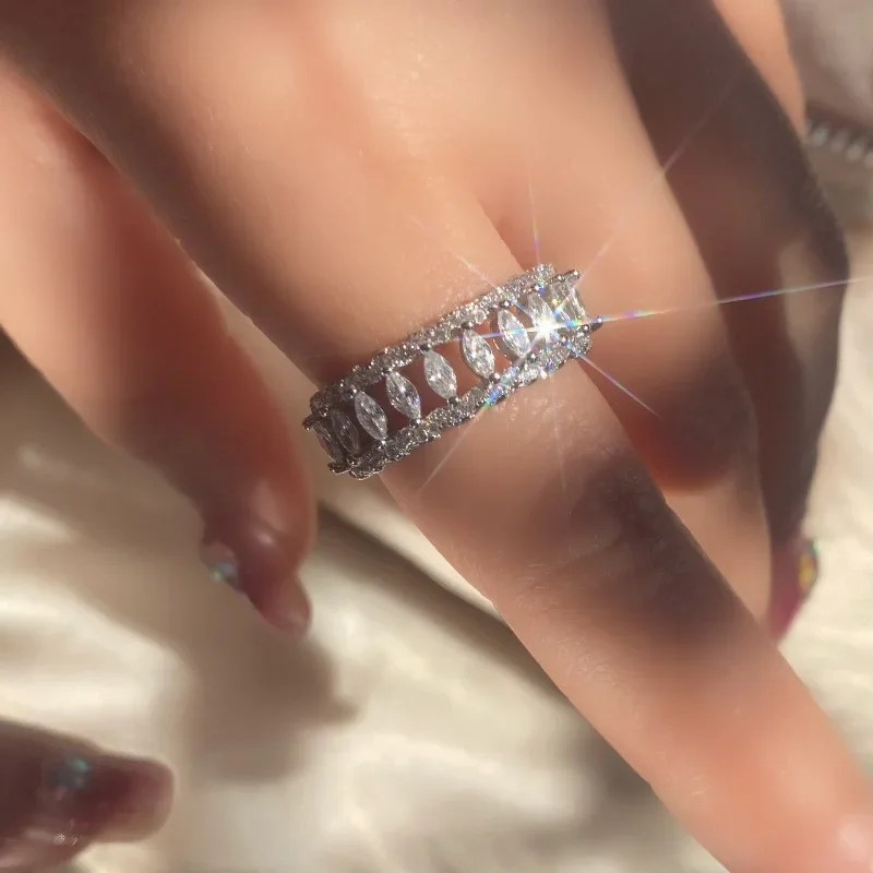 MDL مويسانيتي style.lace حافة عالية الكربون خاتم الماس سمك 18K الذهب الأبيض موضة المتخصصة سوبر الجنية مائة البنصر