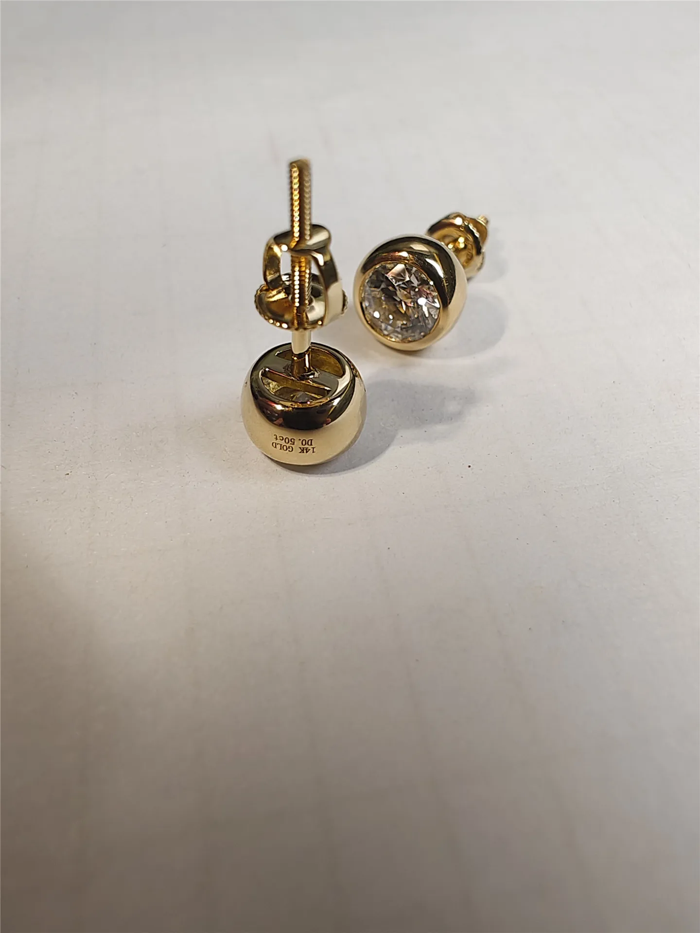 18K solid gold, lab-grown genuine diamonds, 1 carat per diamond stud earring, bubble-shaped, screw-back custom jewelry