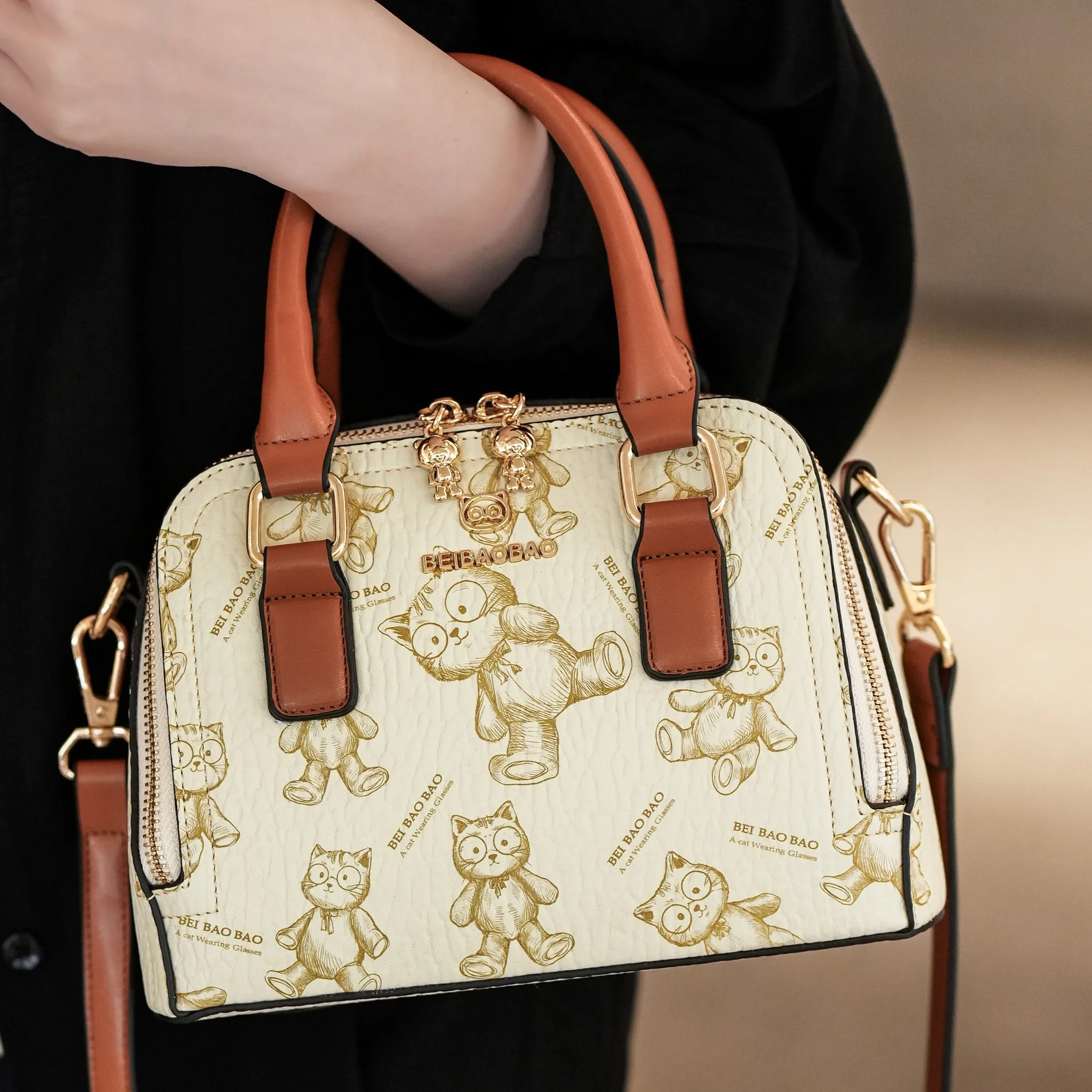 

Брендовая сумка BeiBaoBao, женская большая вместительная сумка из мягкой кожи с принтом медведя, сумка через плечо для работы, женский кошелек
