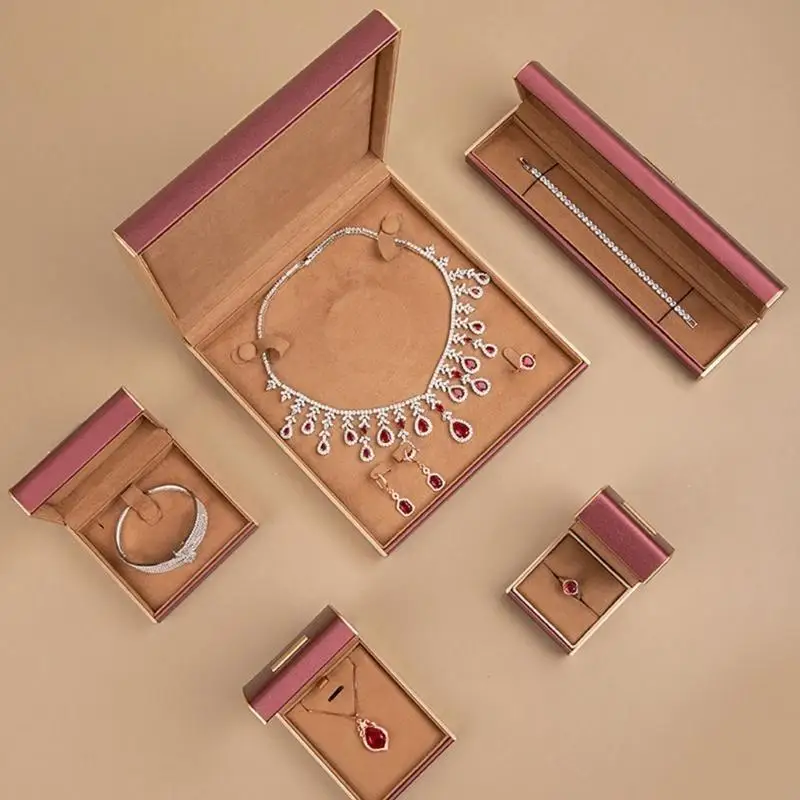 

5 Pieces Jewelry Boxes Soft Lining Case for Storing Rings Chains and Ear Studs Scratch Resistant Jewellery Organizers