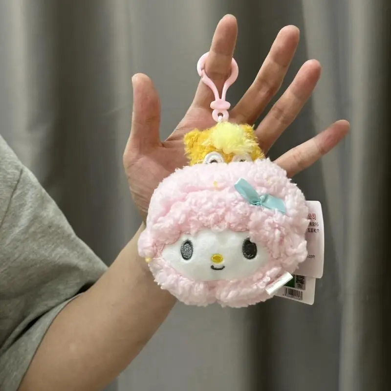 พวงกุญแจตุ๊กตาซานริโอ้ ลายการ์ตูนเปียโน ทิปปี้ เฮลโล คิตตี้ ของเล่นตุ๊กตาขนนุ่ม ดึงสายได้ ใช้ตกแต่งกระเป๋าเป้สะพายหลังเด็กผู้หญิง ของขวัญสำหรับคู่รัก