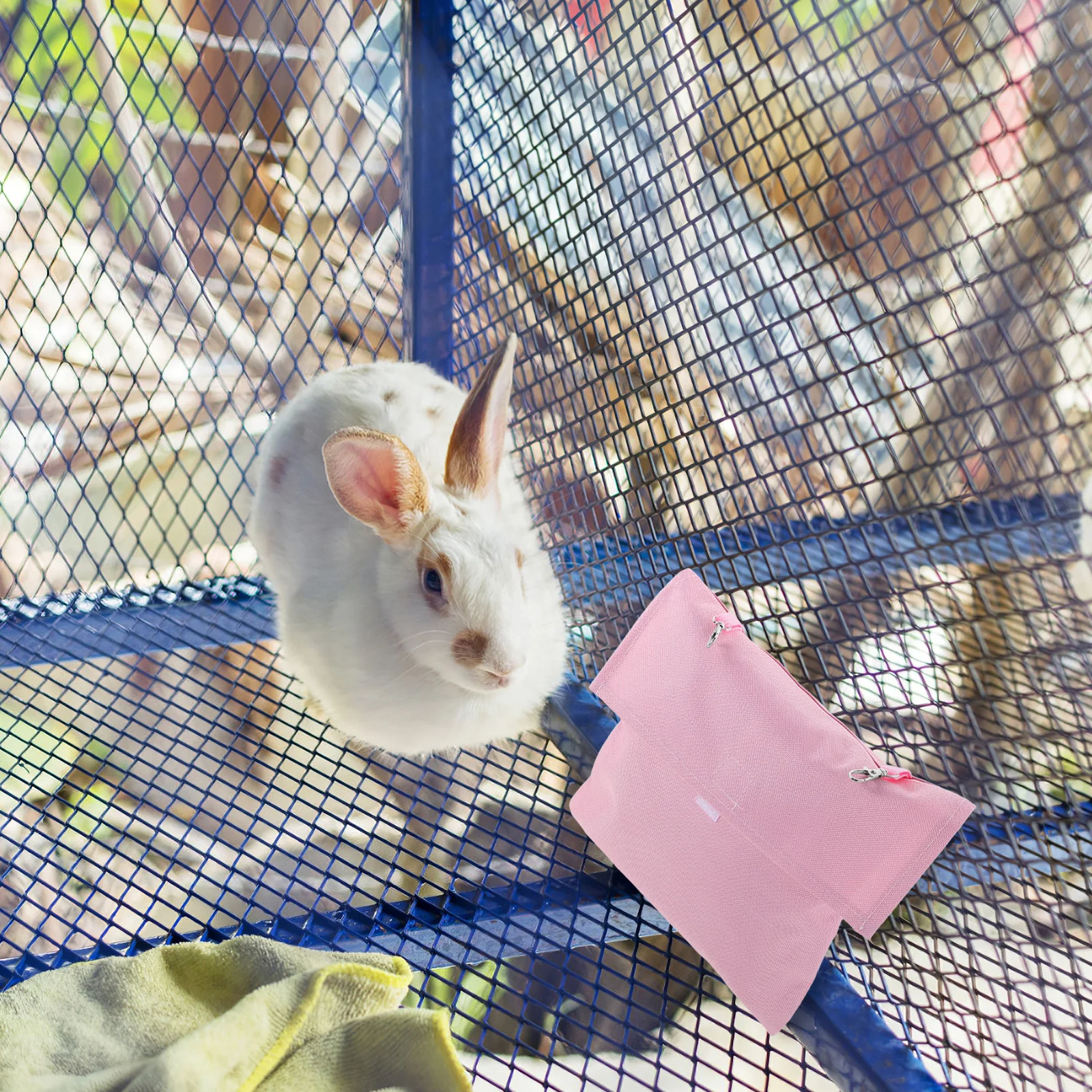 

Small Animal Cooling Pouch Bag Pink for Cage Summer Rabbits Chinchillas Ferrets Guinea Pigs Cool Ice Bag Hanging Pack