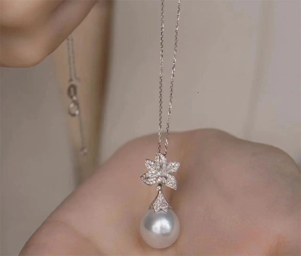 18k-ゴールドラップユリペンダントコンシーラー梨の花頭デザインペンダント-aaa9-10mm10-11mm-天然南シナ海真珠-18-インチ
