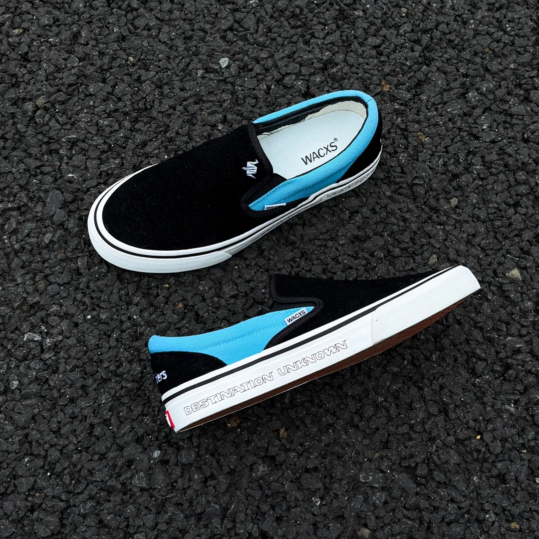 Black Blue Color Block Suede Slip On Skate Shoes for Men Women, Retro No-lace Casual Couple Student Fashion Sneakers