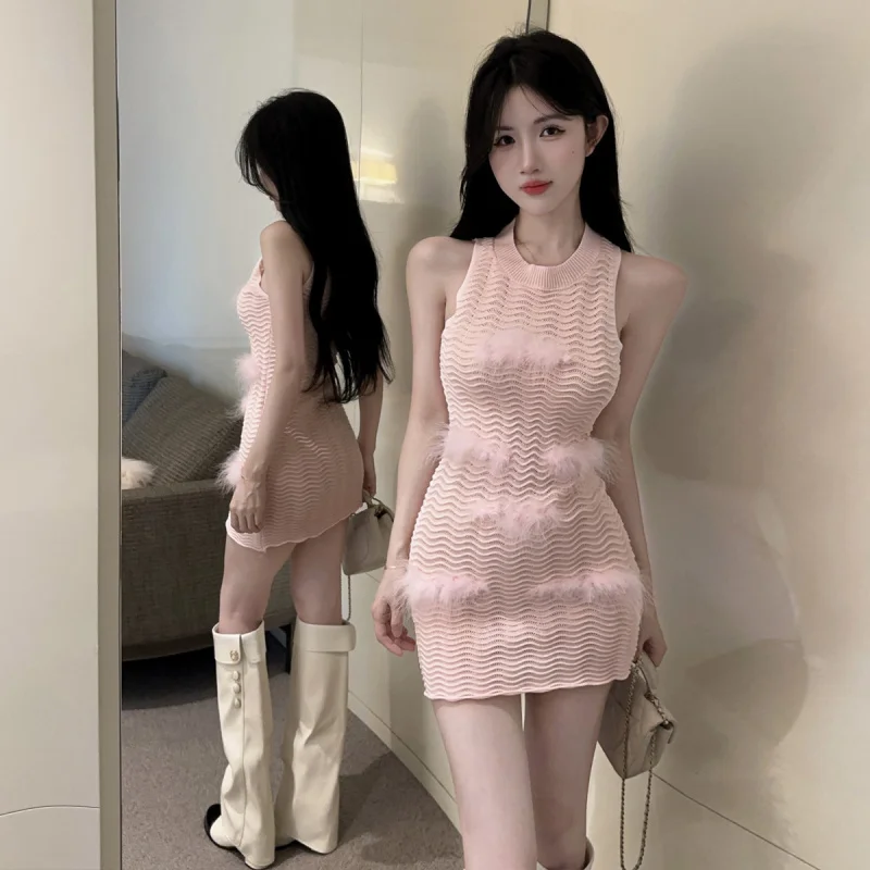 

8126Europe and America2026Cross-border foreign trade wholesale pure desire style sleeveless halter neck knitted dress pink short