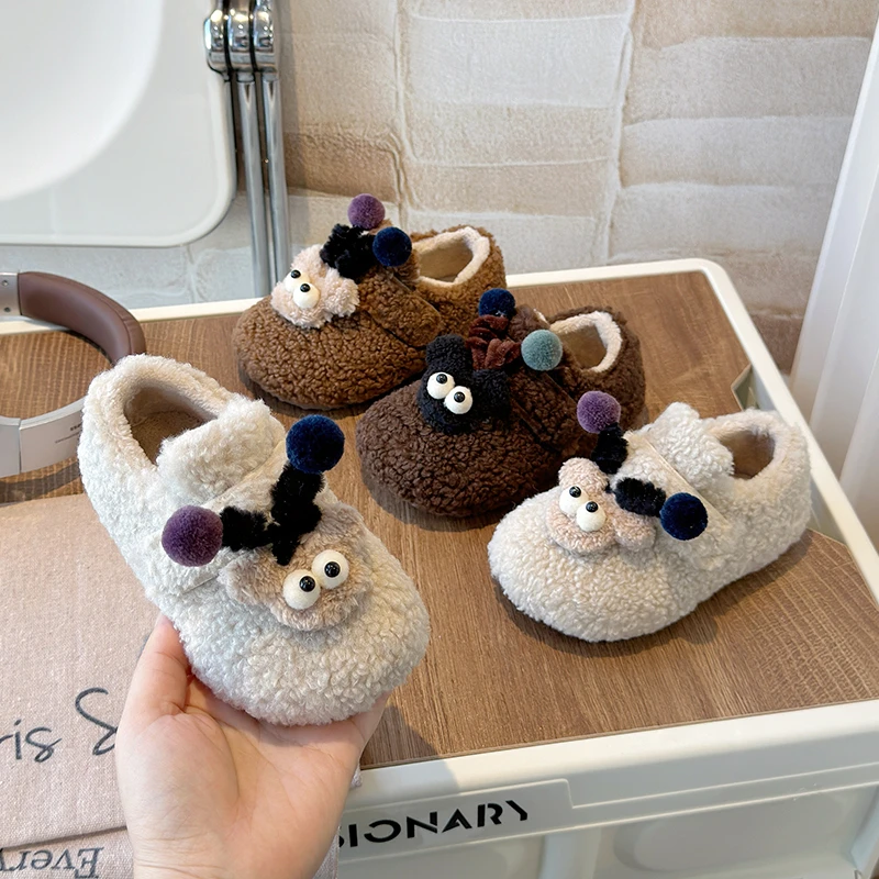 

2025 Autumn/Winter New Children's Cotton Shoes Cute Little Girl Lamb Fleece Shoes Boys' Thickened Warm Soft Sole Shoes