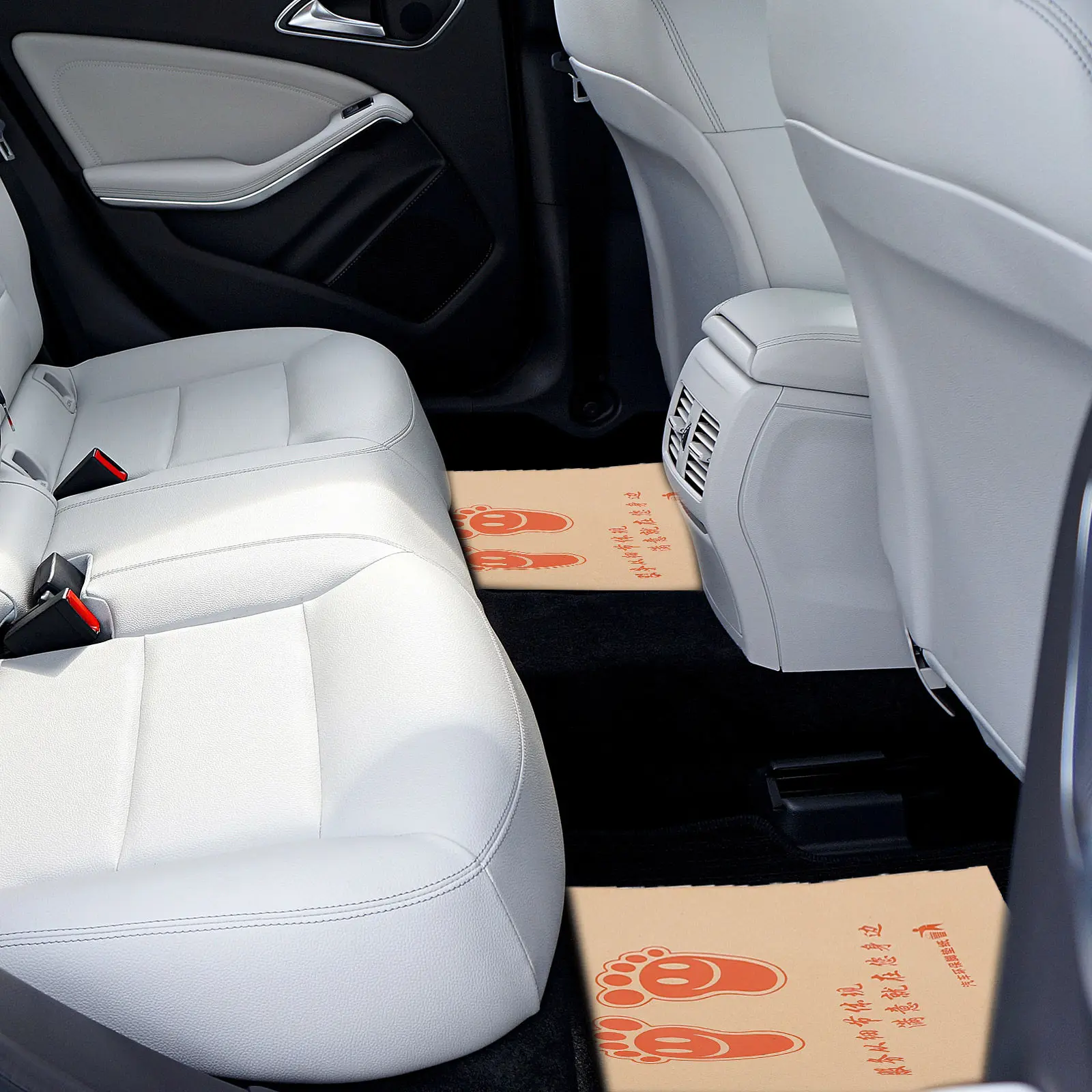 

100pcs Disposable Paper Car Floor Mats Lightweight Foldable Automotive Floor Protection Mats For Vehicle Interior