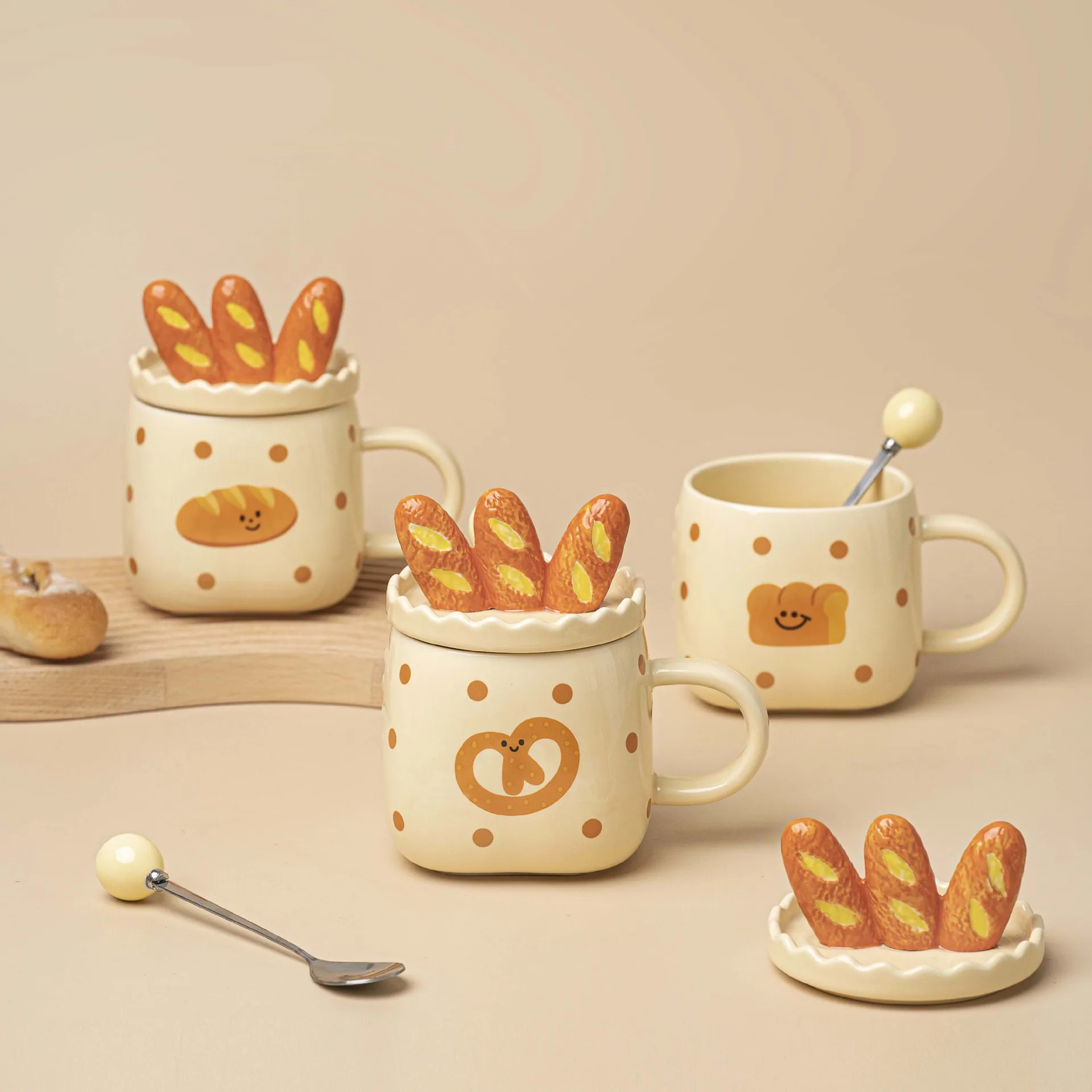 

Cute High Appearance Level Ceramic Cup Bread Mug with Lid and Spoon Couples Home Water Cup Office Milk Coffee Cup with Handle