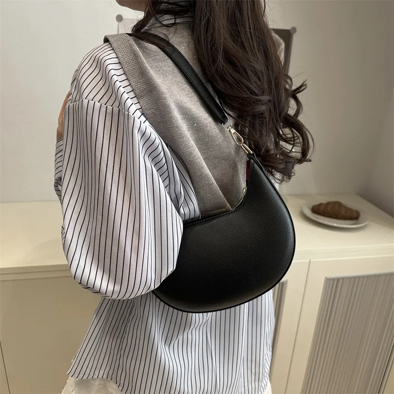 Women'S Handbag Luxurious Crescent Shaped Crossbody Bag with Detachable Adjustable Shoulder Strap for Casual Or Formal Occasions