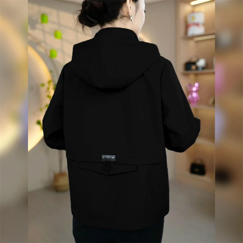 Windjack Vrouw Nieuwe Lente Herfst 2025, Hoogwaardige Korte Vrouwelijke Jas Mode Casual Uitloper Joker Capuchon Overwear Tops
